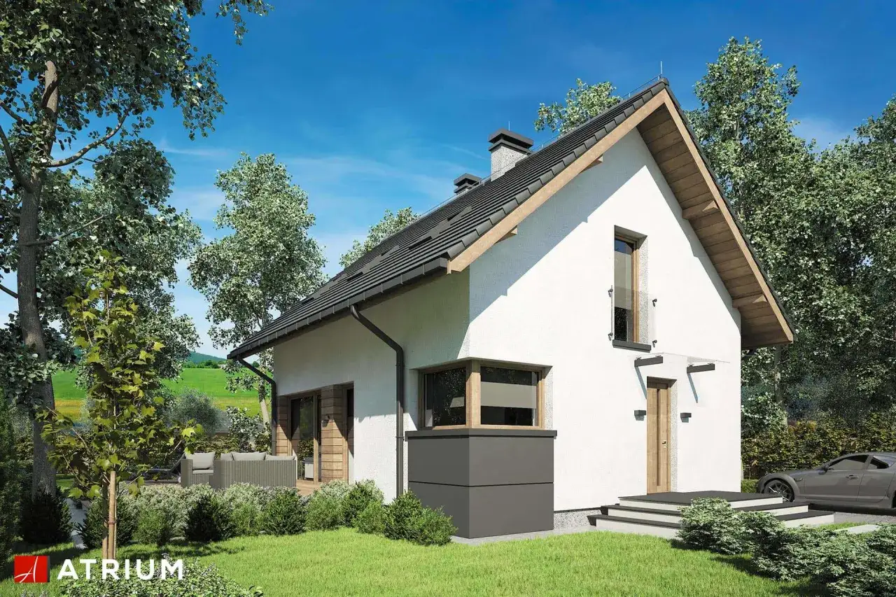 Nowoczesny dom do 70m2 z białym tynkiem, drewnianymi elementami i dużymi oknami, otoczony zielenią.