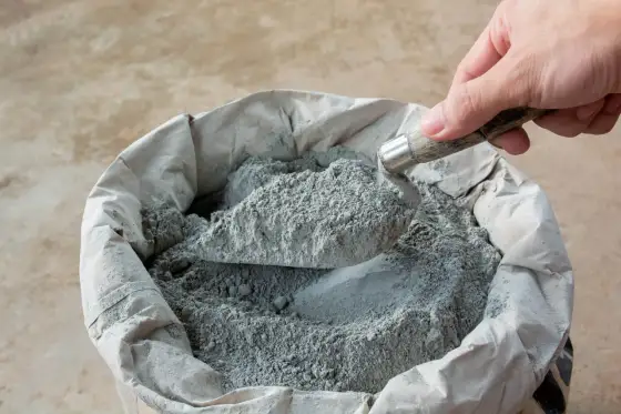 Suchy beton pod kostkę - Ile kg/m²? Oblicz i uniknij błędów!